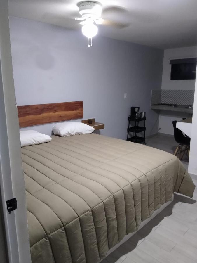 Apartamentos Ambassador Tijuana Kültér fotó